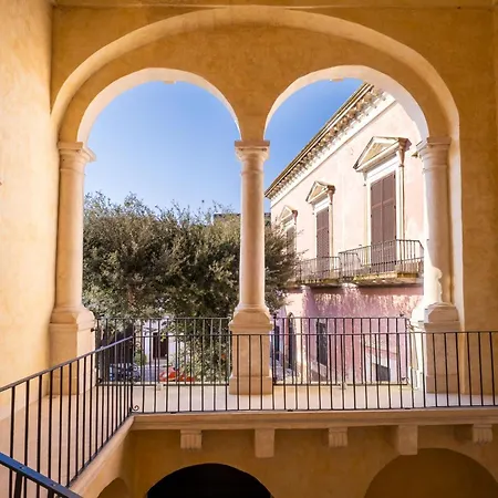 Palazzo Saetta Villa